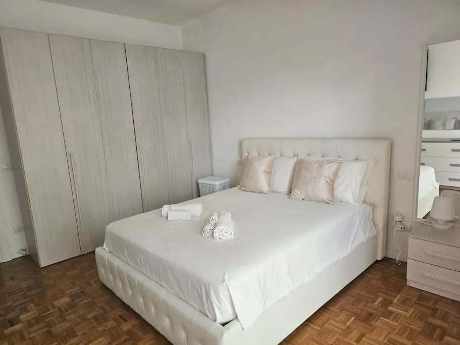 Alloggio Sarisa - Milano 아파트